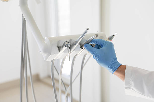 24/7 Emergency Emergency Dentist experts in Lyons, KS